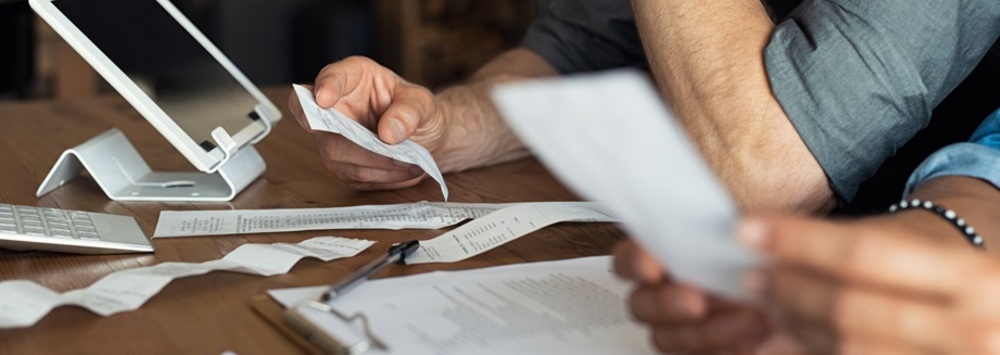 Skup długów – jak działa i kiedy warto się na niego zdecydować?