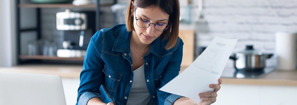 Pułapka „średniej krajowej”: Dlaczego identyczne zarobki nie czynią nas tak samo bogatymi?